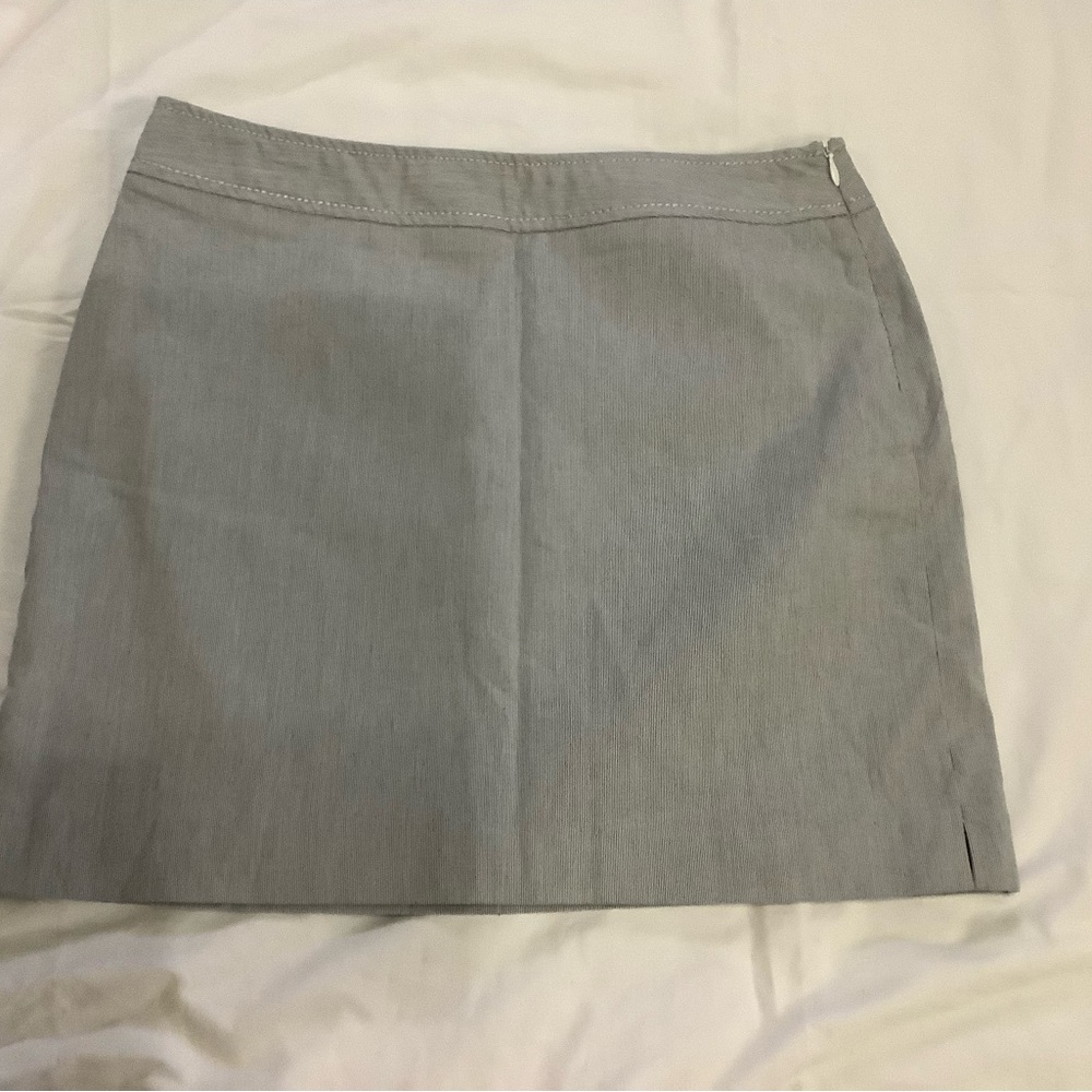 Gray Mini Pencil Skirt for Casual Wear